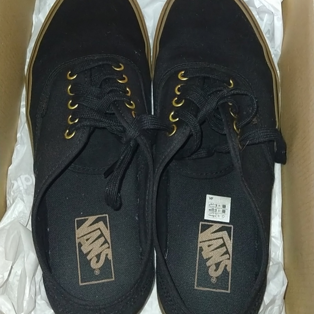 Black great condition men's size 10 vans
